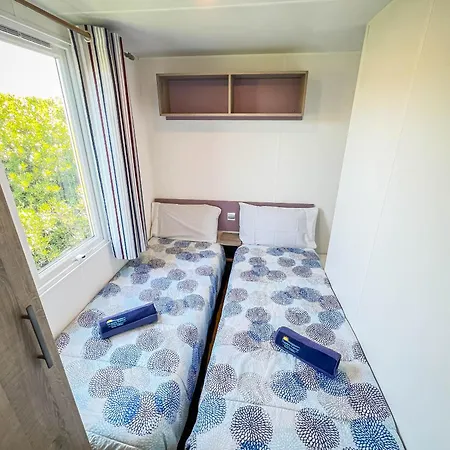 Happy Camp Mobile Homes In Village La Masseria Kemping