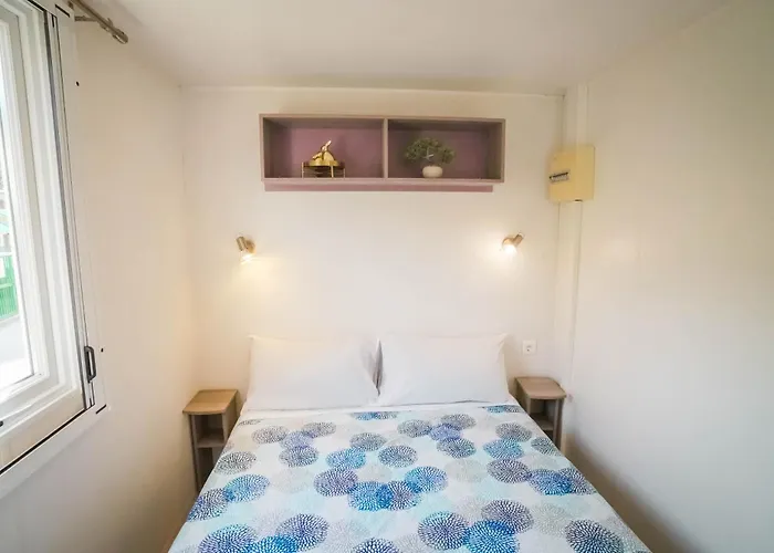 Happy Camp Mobile Homes In Village La Masseria Campingplads