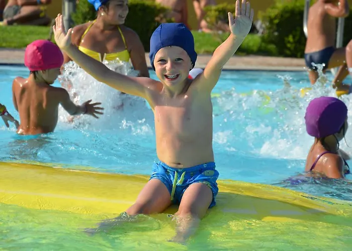 Campingplads Happy Camp Mobile Homes In Village La Masseria