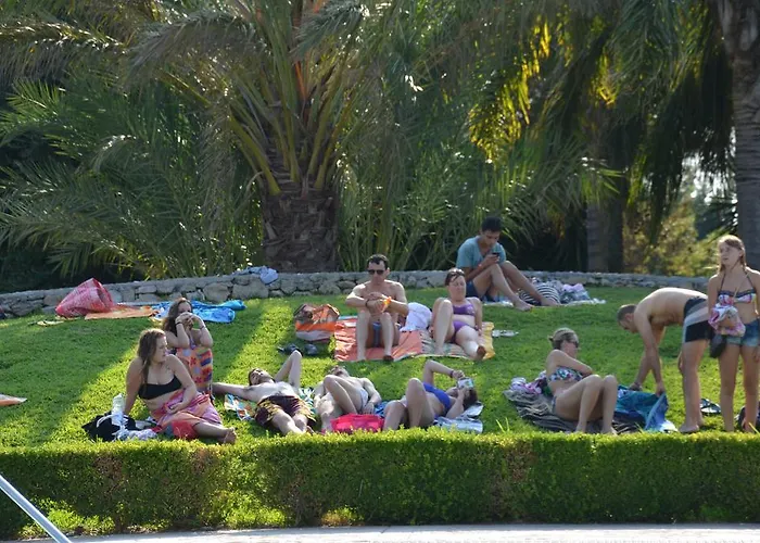 Happy Camp Mobile Homes In Village La Masseria 4*