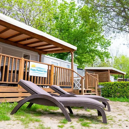 Happy Camp Mobile Homes In Village La Masseria Campsite 4*