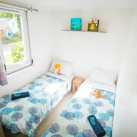 Happy Camp Mobile Homes In Village La Masseria Campsite 4*