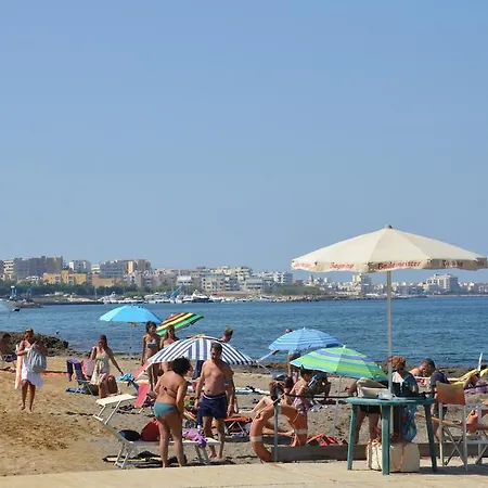 Happy Camp Mobile Homes In Village La Masseria 4* Gallipoli