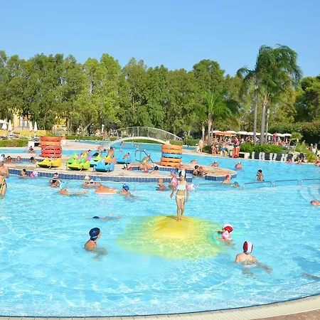 Campsite Happy Camp Mobile Homes In Village La Masseria