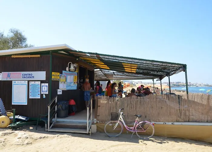 Happy Camp Mobile Homes In Village La Masseria Campsite 4*